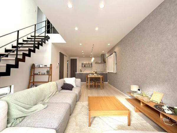 ���{���s����撷�g������3���ڂ̒��È�ˌ��Ẵ��r���O