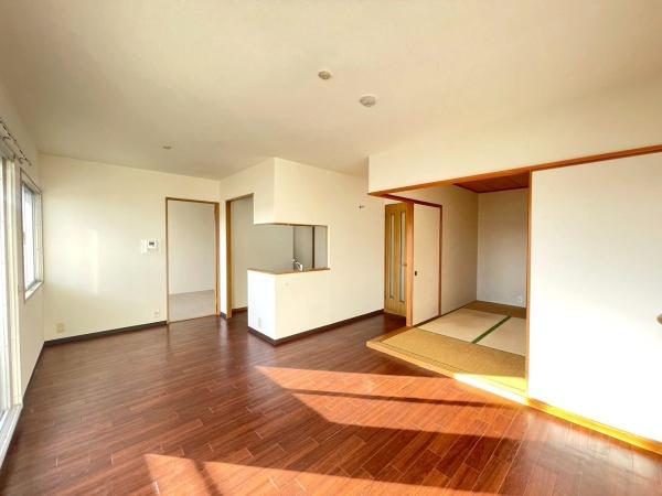 ���{���s����������4���ڂ̒��Ã}���V�����̃��r���O