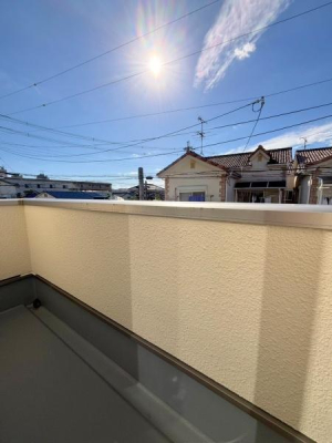 ���{�����s�V��1���ڂ̒��È�ˌ��Ẵo���R�j�[