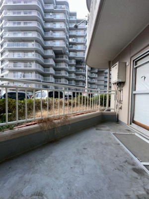 ���{���s������擌�W�H1���ڂ̒��Ã}���V�����̃o���R�j�[