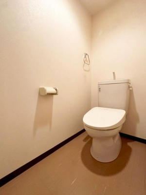 ���{���s������擌�W�H1���ڂ̒��Ã}���V�����̃g�C��