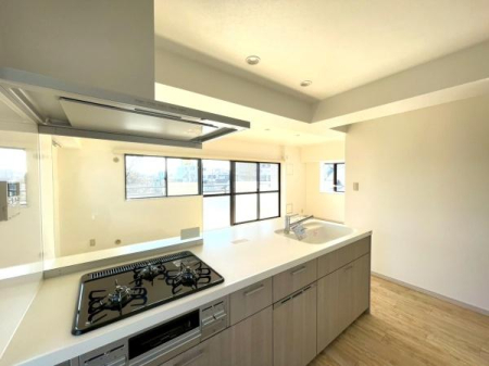 ���{���s����揟�R�k3���ڂ̒��Ã}���V�����̃L�b�`��