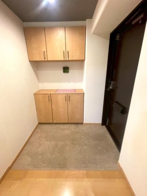 ���{���s���Z�g��c��6���ڂ̒��Ã}���V�����̌���