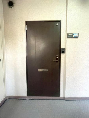 ���{���s���Z�g��c��6���ڂ̒��Ã}���V�����̌���