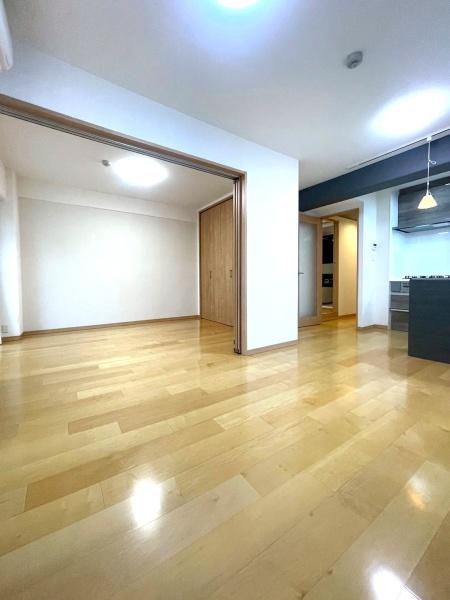 ���{���s���Z�g��c��6���ڂ̒��Ã}���V�����̃��r���O