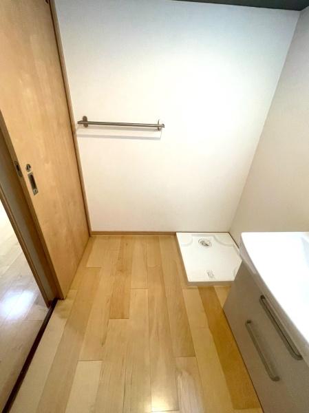 ���{���s���Z�g��c��6���ڂ̒��Ã}���V�����̐��ʑ�E���ʏ�