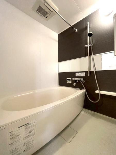 ���{���s���Z�g��c��6���ڂ̒��Ã}���V�����̗���