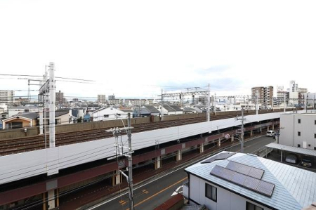 ���{��^�s�����̒��Ã}���V�����̏Z�˂���̒��]�ʐ^