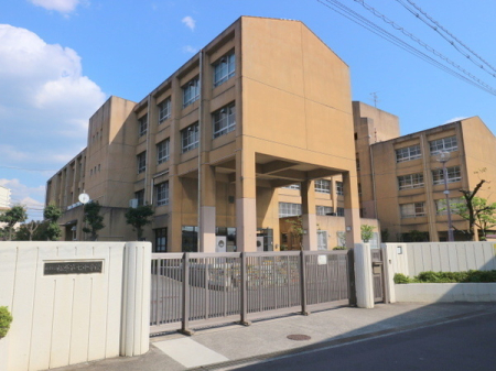 ���{�����s����5���ڂ̒��È�ˌ��Ă̎��ӊ�