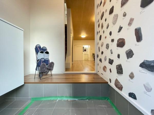 ���{�L���s���]��2���ڂ̒��Ãe���X�n�E�X�̌���