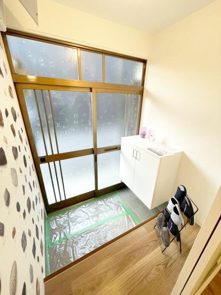 ���{�L���s���]��2���ڂ̒��Ãe���X�n�E�X�̌���