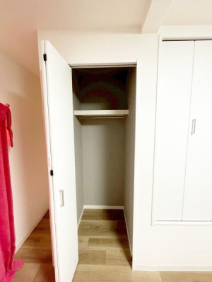 ���{�L���s���]��2���ڂ̒��Ãe���X�n�E�X�̎��[