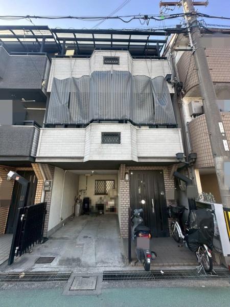 ���{��^�s����4���ڂ̒��È�ˌ��Ă̌��n�O�ώʐ^