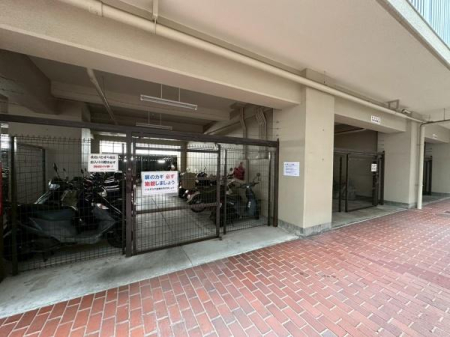 ���{����s����{��1���ڂ̒��Ã}���V�����̂��̑����p��