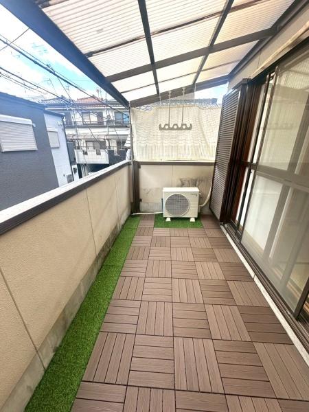 大阪府大阪市生野区中川西1丁目の中古一戸建てのバルコニー