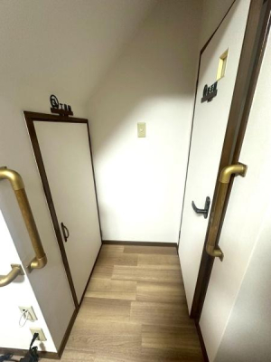 ���{���s����撆�쐼1���ڂ̒��È�ˌ��Ă̂��̑�����