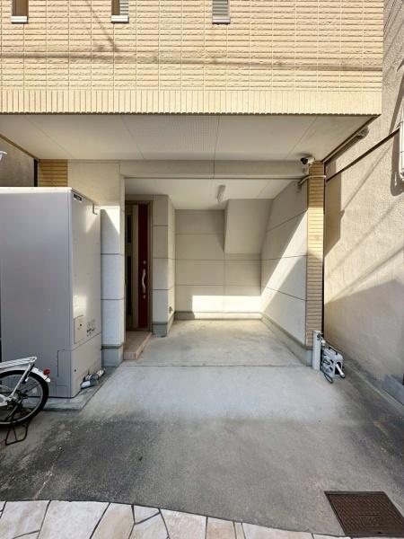 ���{�Q����s������V���̒��È�ˌ��Ă̒��ԏ�