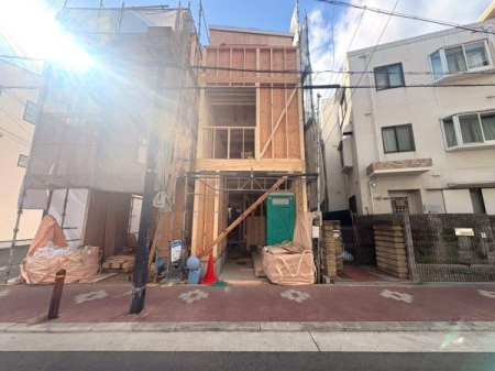 ���{���s���Z�g��k�c��4���ڂ̐V�z��ˌ��Ă̌��n�O�ώʐ^