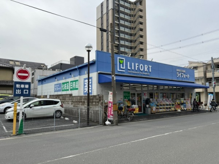 ���{���s���Z�g��k�c��4���ڂ̐V�z��ˌ��Ă̎��ӊ�