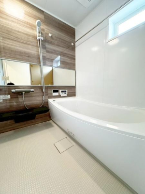 ���{�L���s�����R6���ڂ̐V�z��ˌ��Ă̗���