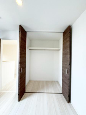 ���{�L���s�����R6���ڂ̐V�z��ˌ��Ă̎��[