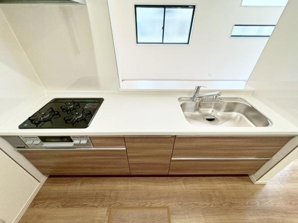 ���{�L���s�{��9���ڂ̐V�z��ˌ��ẴL�b�`��