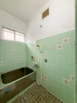 ���{�����s������2���ڂ̒��È�ˌ��Ă̗���