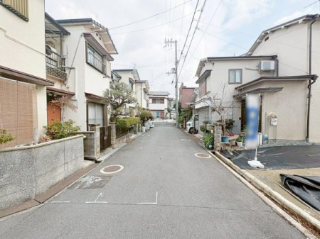 ���{�����s�ԉ�����2���ڂ̓y�n�̑O�ʓ��H�܂ތ��n�ʐ^