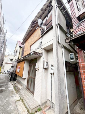 ���{�L���s�痢��3���ڂ̒��È�ˌ��Ă̌��n�O�ώʐ^