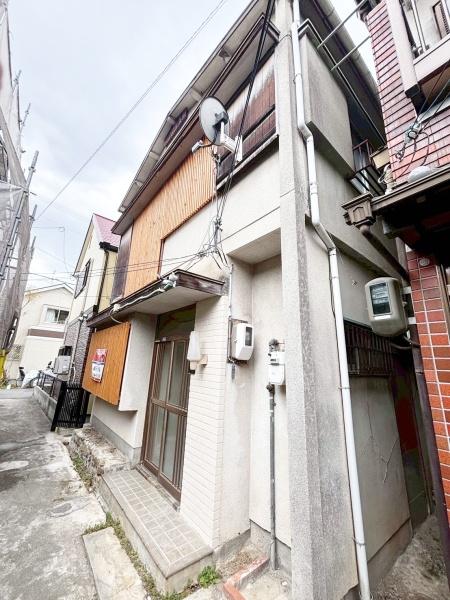 ���{�L���s�痢��3���ڂ̒��È�ˌ��Ă̌��n�O�ώʐ^