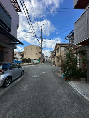 ���{�Q����s���h�����̒��È�ˌ��Ă̑O�ʓ��H�܂ތ��n�ʐ^