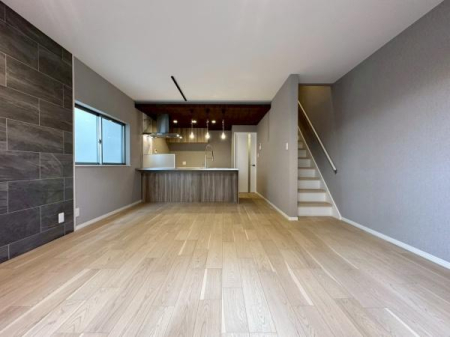 ���{�Q����s���h�����̒��È�ˌ��Ẵ��r���O