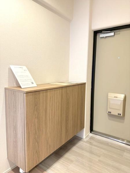 大阪府大阪市生野区鶴橋3丁目の中古マンションの玄関