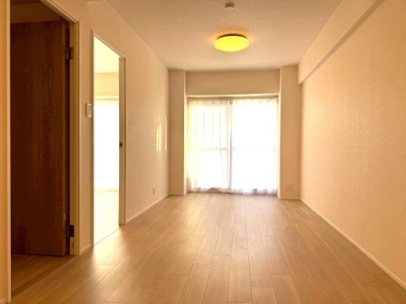 ���{���s�����ߋ�3���ڂ̒��Ã}���V�����̃��r���O