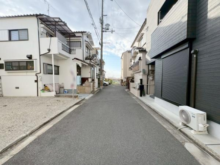 ���{�����s�r����4���ڂ̓y�n�̑O�ʓ��H�܂ތ��n�ʐ^