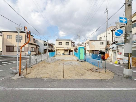 ���{�����s��@��1���ڂ̐V�z��ˌ��Ă̌��n�O�ώʐ^