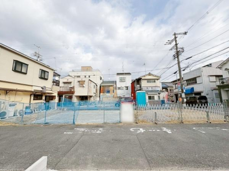 ���{�����s��@��1���ڂ̐V�z��ˌ��Ă̂��̑����n