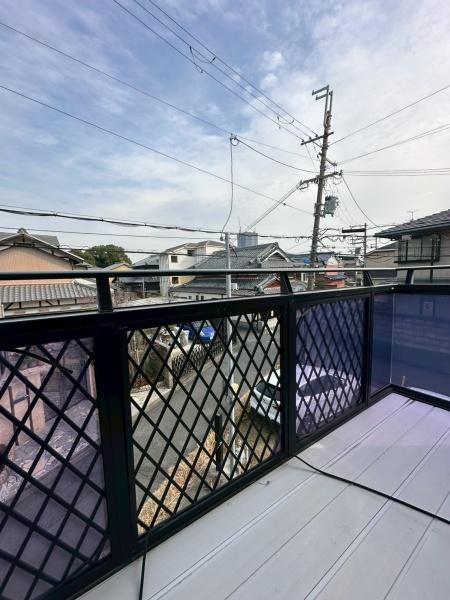 ���{��^�s���o���̒��È�ˌ��Ẵo���R�j�[