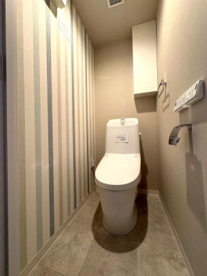 ���{���s����敽�쓌1���ڂ̒��Ã}���V�����̃g�C��