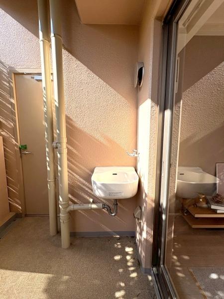 ���{���s����敽�쓌1���ڂ̒��Ã}���V�����̃o���R�j�[