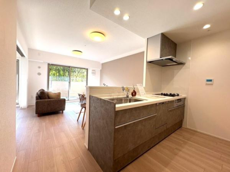 ���{���s����敽�쓌1���ڂ̒��Ã}���V�����̃��r���O