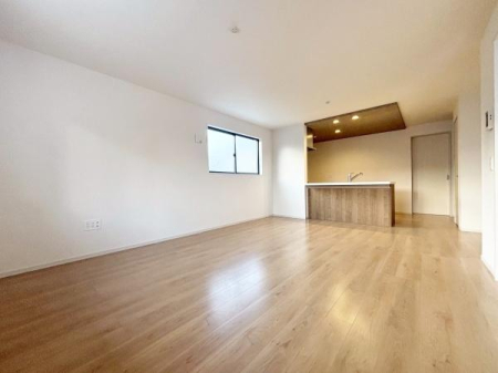 ���{�L���s������1���ڂ̐V�z��ˌ��Ẵ��r���O