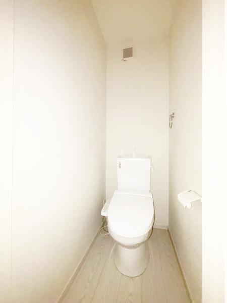 ���{�L���s������1���ڂ̐V�z��ˌ��Ẵg�C��