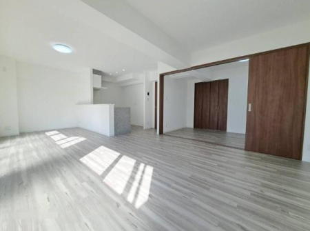 ���{����s����{��1���ڂ̒��Ã}���V�����̃��r���O