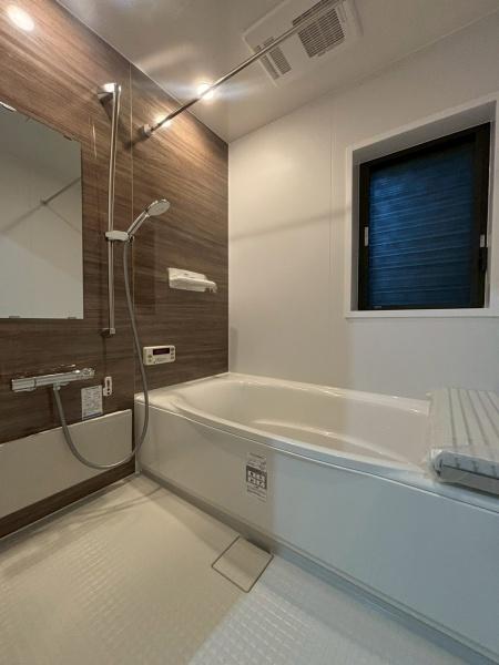 ���{�����s�a�쒬2���ڂ̒��È�ˌ��Ă̗���