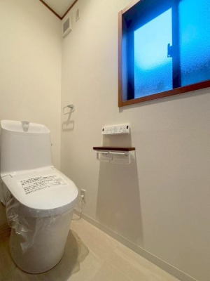 ���{�����s�a�쒬2���ڂ̒��È�ˌ��Ẵg�C��