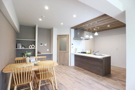 ���{�����s�i�a1���ڂ̒��Ã}���V�����̃��r���O