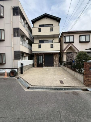 ���{�Q����s�r�c�{���̒��È�ˌ��Ă̌��n�O�ώʐ^