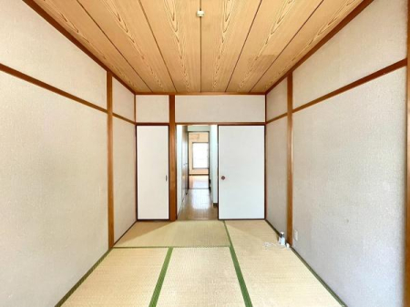 ���{���s�����F�k2���ڂ̒��È�ˌ��Ă̘a��