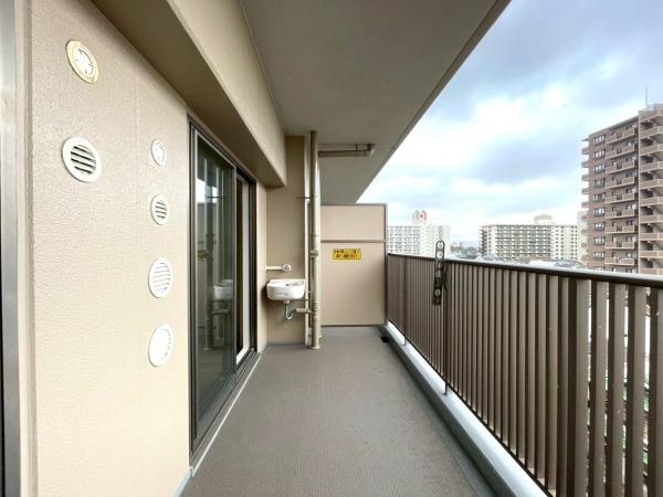 ���{���s����敽�쌳���̒��Ã}���V�����̃o���R�j�[